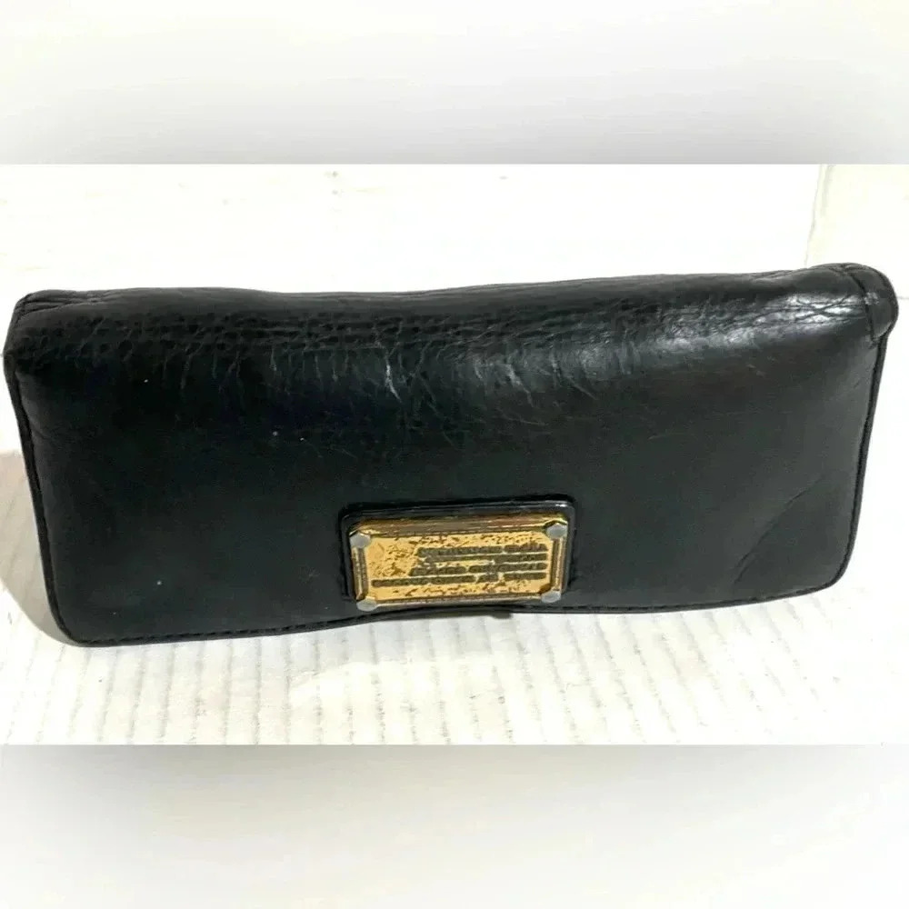 Marc By Marc Jacobs black leather wallet